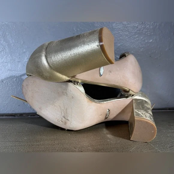 Badgley Mischka HINES Gold Embellished Chunk Heels - Picture 11 of 15